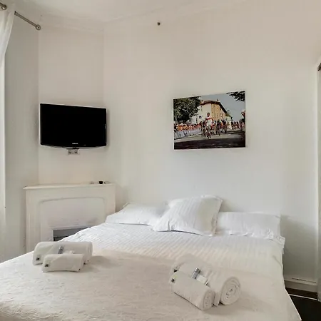 2br- Center- 10 Min From The Palais Des Festivals Apartment *